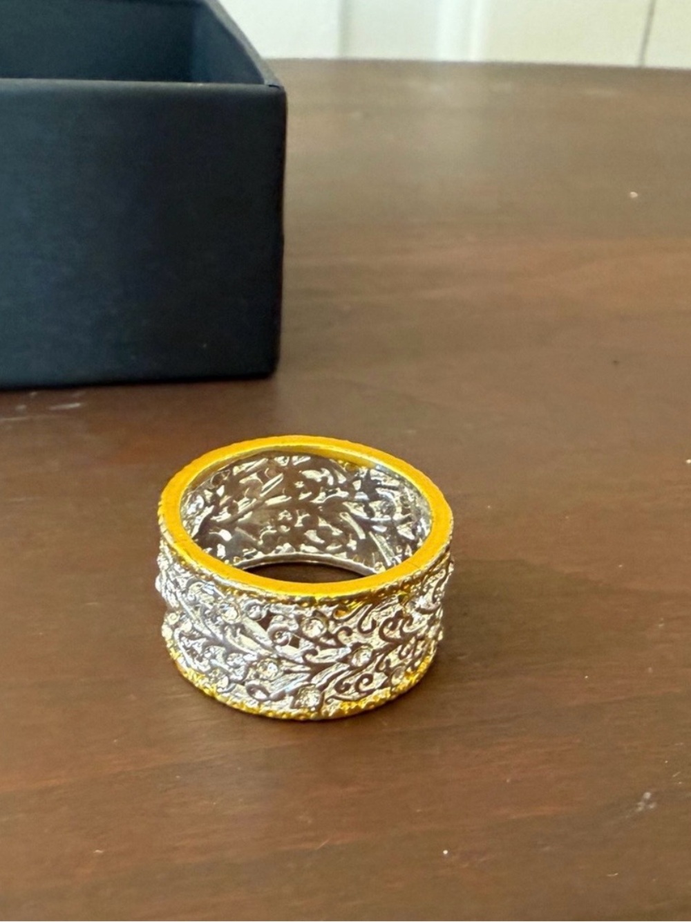 Filigree Unique Gold and Silver Tone Statement Ring size 9